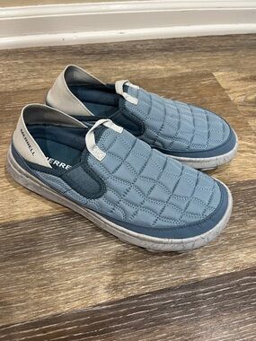 Merrell men Quilted Slip-On Loafer in Light Blue and Navy